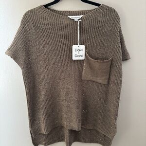NWT Davi & Dani short sleeve sweater